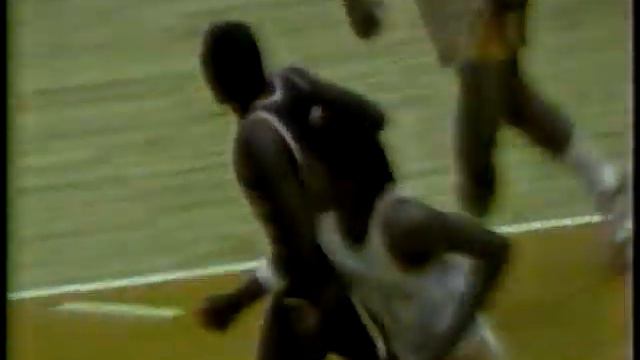 Dyron Nix DUNKS on Auburn смотреть онлайн