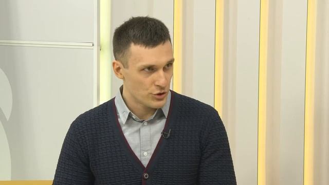 Обсуждаем с адвокатом, с какого возраста и по каким причинам можно менять фамилию смотреть онлайн