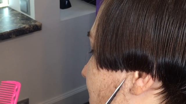 Обучающее видео, стрижка на короткие волосы. Пошаговое выполнение. смотреть онлайн