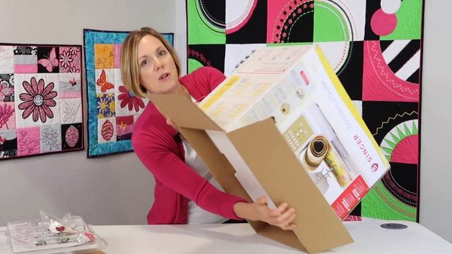 Singer Confidence Quilter 7469Q 1 Unboxing & Introduction смотреть онлайн