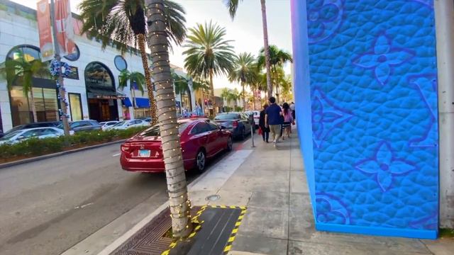 [4K] Rodeo Drive Beverly Hills in Los Angeles, California USA 2021 Christmas ? Walking Tour смотреть онлайн