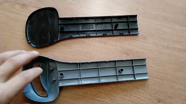 Кожух ремня безопасности VW T4 703857720 Germany 703857718 смотреть онлайн