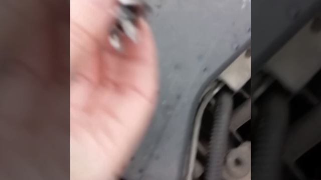 Замена лампочки Ближнего света на форд фокус 2. #рек #фордфокус2 #заменасвечи#ремонтавто смотреть онлайн