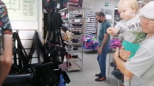 СОБРАЛИ ??ПОСТАВИЛА БАССЕЙН/КУПИЛИ ВЕЩИ смотреть онлайн