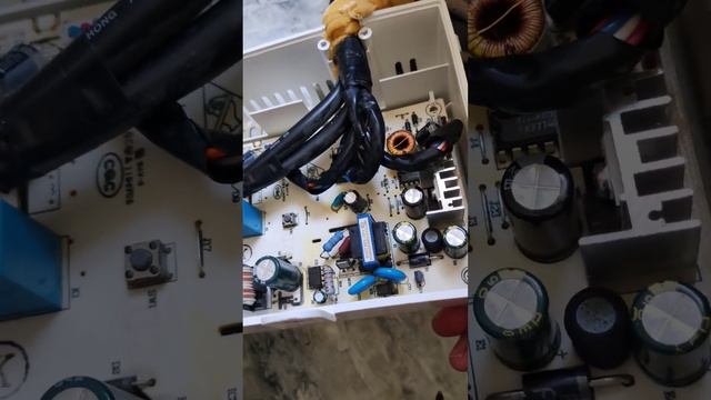 Холодильник Haier 10 лет, неисправность электронного блока,#работа #холодник#ставрополь смотреть онлайн