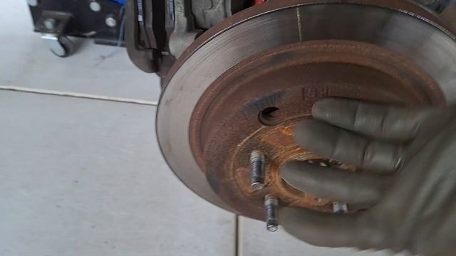 How to Fit Nissan 370z Rims on FG Falcon (complete guide) смотреть онлайн