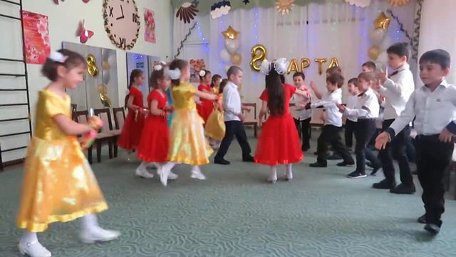 8 Марта в детском саду - группа "Солнышко" смотреть онлайн