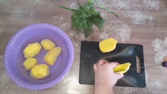 Грибной Суп на Курином бульоне. Суп из замороженных грибов. Грибной суп с Курицей. Грибовница смотреть онлайн