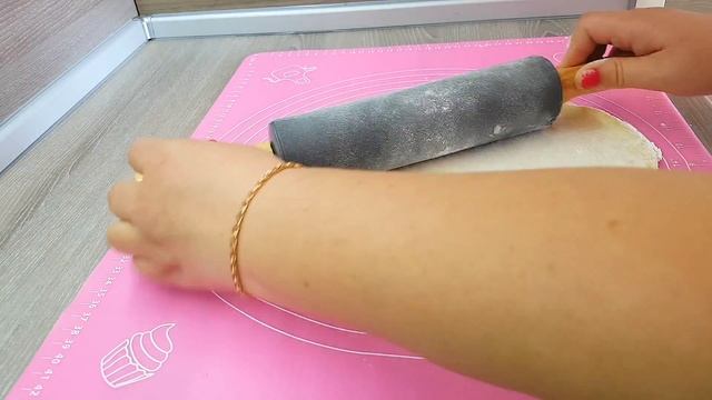 Пироги с мясом и овощами