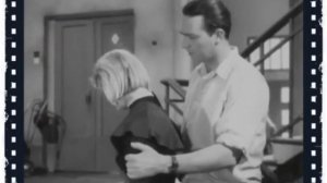 "Дикая собака Динго или повесть о первой любви" Реж. Юлий Карасик, 1962 год.