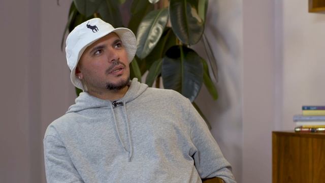 Птаха, Пятков и Балакин об армии | ПОКОЛЕНИЯ смотреть онлайн