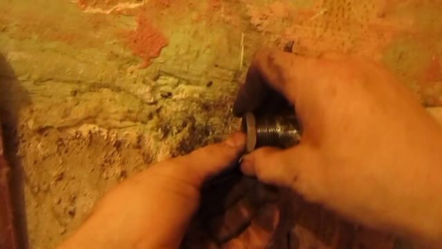 Закрутить шаровый кран на трубу. смотреть онлайн