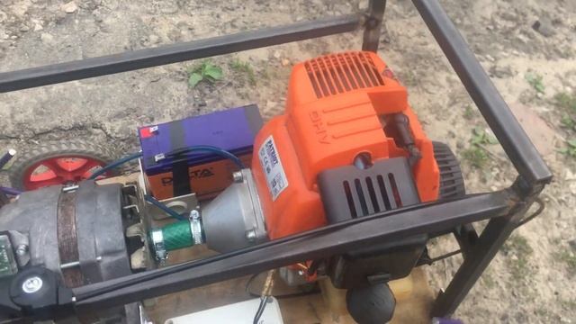 Самодельный генератор на 12 вольт. Тестирую с инвертором на 220 вольт. смотреть онлайн