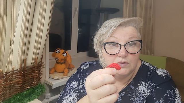 Пасхальный сувенир крючком , курочка шкатулочка Глаша , часть третья остальные детали курочки . смотреть онлайн