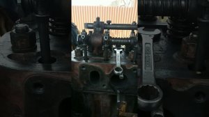 Регулювання зазорів клапанів і декомпресора Д-65. ЮМЗ 82 71