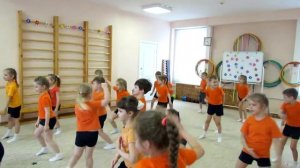 Логоритмическое развлечение в старшей группе « Будем космонавтами».  (4 часть)