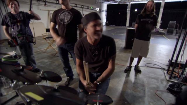 Guitar Hero World Tour - BEHIND THE SCENES (BONUS) смотреть онлайн