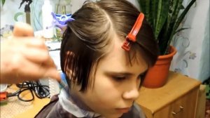 Короткая стрижка для девочки.