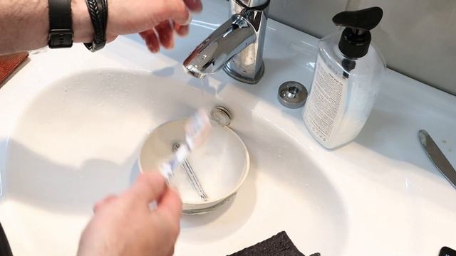 Пособие для новичков или как я ухаживаю за инструментом после бритья!!! смотреть онлайн