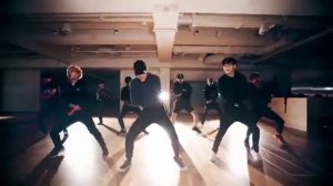 Корейская группа супер танцуют....