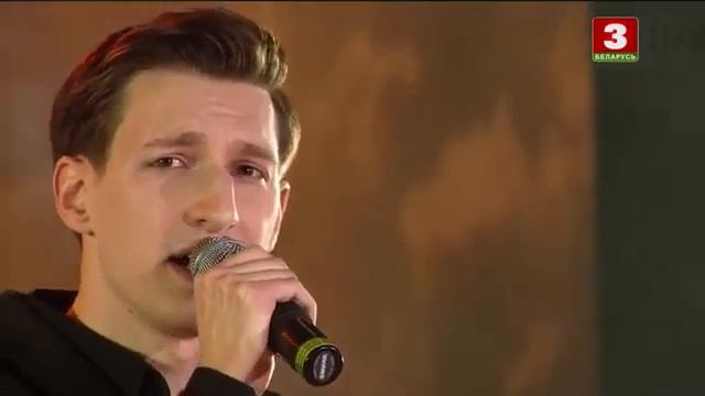 "Дай Бог" Муз. Р. Паулс, Сл. Е. Евтушенко, Исп. Александр Саванец смотреть онлайн