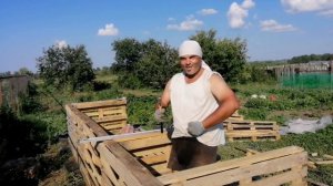 СТРОИМ САРАЙ ИЗ ПОДРУЧНЫХ МАТЕРИАЛОВ. 2 ЧАСТЬ. ДЕШЕВОЕ СТРОИТЕЛЬСТВО ИЗ ПОДДОНОВ (ПАЛЛЕТ).