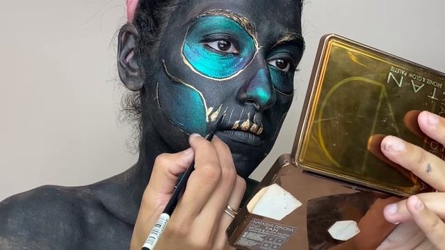 GLAM SKULL - Skeleta- Halloween 2020 Makeup Tutorial - By Sarah Haroon смотреть онлайн
