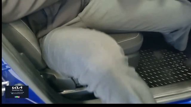 Renault Captur Iconic - NU70TYS смотреть онлайн