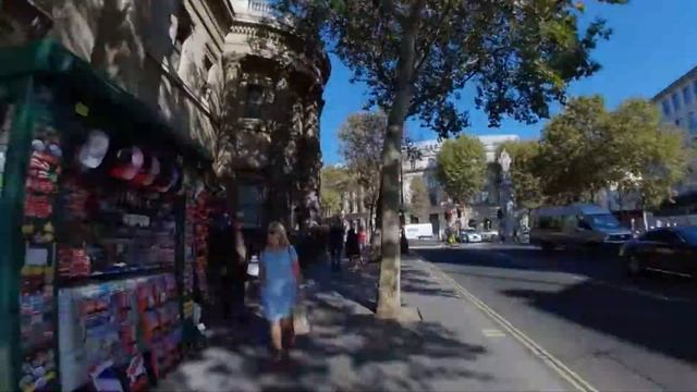 Hyperlapse of Charing Cross Road, London смотреть онлайн