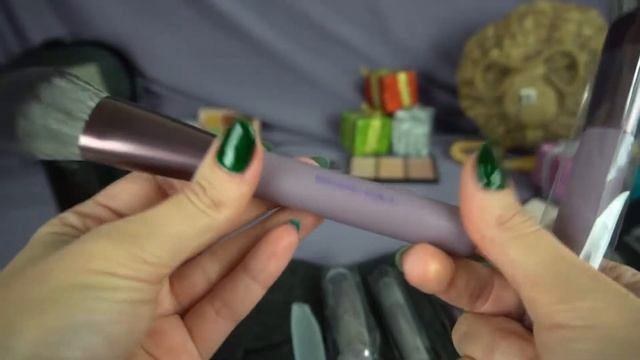 Кисти для макияжа Eigshow Украина MAKEUP BRUSH KIT - AGATE GREY 15 шт смотреть онлайн