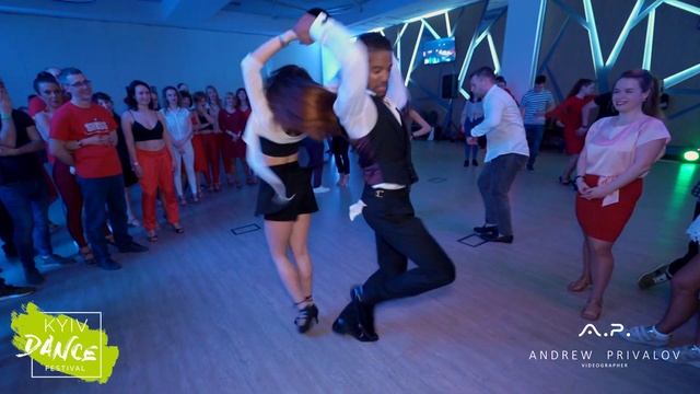 Maykel Fonts & Ukrainian Ladies?Kyiv Dance Festival 2020 | Salsa | смотреть онлайн