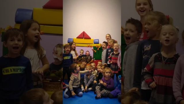 День рождения. 10 лет. Умнички+Пилигримы смотреть онлайн