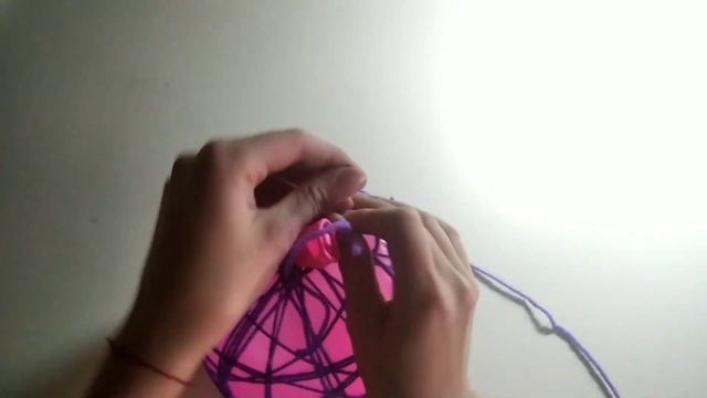 Как сделать шары из ниток смотреть онлайн