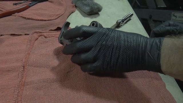 Repairing Stuck Brake Calipers: Honda VT1100 смотреть онлайн