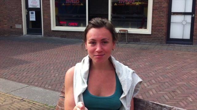 КАК РУССКИЕ В ГОЛЛАНДИИ ОБЕДАЮТ / Russian street lunch in Heelsum The Netherlands смотреть онлайн