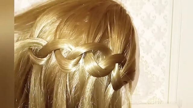 Красивое плетение на распущенные волосы | Прическа в школу | Лёгкая прическа | Прическа за минуту смотреть онлайн