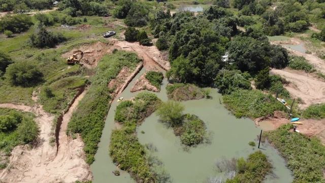 Song of Salvage sung to Birds Eye View of "Salvage Tx's Kayak Bayou" смотреть онлайн