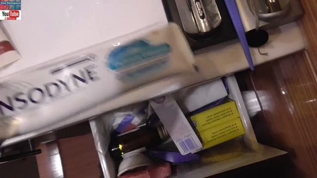 Что в моей ванной? Разбираю завалы. Моя уходовая косметика.