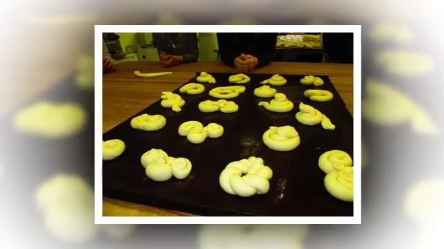 Как пекут калачи, караваи, торты. В гости к Московскому пекарю. смотреть онлайн