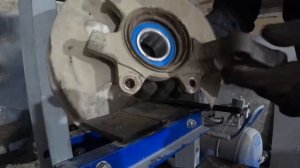 ЗАМЕНА СТУПИЧНОГО ПОДШИБНИКА LADA