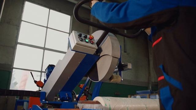 Рулонорезка CPP 07 для резки рулонов различных видов материалов от производителя. смотреть онлайн