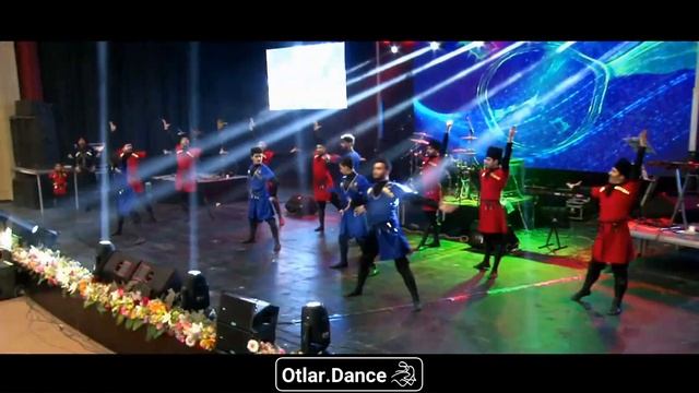 Азербайджанский танец в Иране // Azerbaijani dance in Iran смотреть онлайн