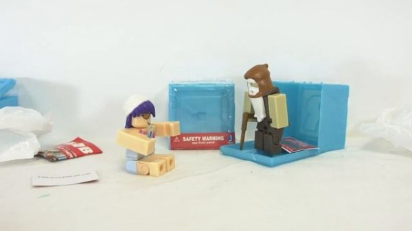 New Roblox Blind Boxes | Series 3 Roblox Toy Opening | Roblox Toys and Codes