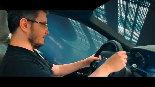 Офицер Мэддисон в поисках репликантов / Бегущий по лезвию 2049 смотреть онлайн