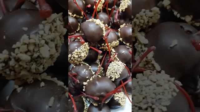 Итальянская черешня в итальянском шоколаде смотреть онлайн