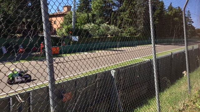 Gara SBK Imola 2017/Variante Alta-Rivazza смотреть онлайн