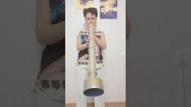Как играть на диджериду. Первые звуки. смотреть онлайн
