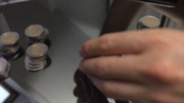 Перебор 2 евро роллов в Австрии - поиск редких юбилейных монет. смотреть онлайн