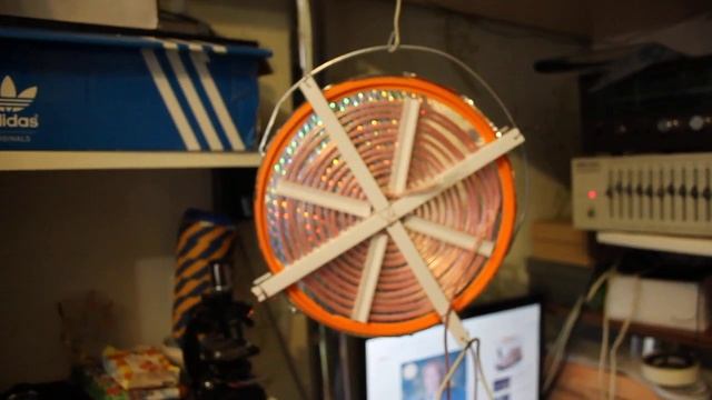 Электростатический динамик / electrostatic speakers смотреть онлайн