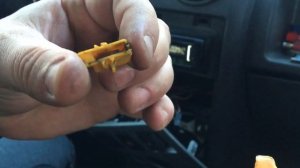 Замена лампочек в консоли Renault Logan/ replacement of bulbs in the console